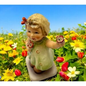 1994 Hummel Goebel Forever Yours Young Girl Figurine 793 Germany Vintage‎ Decor